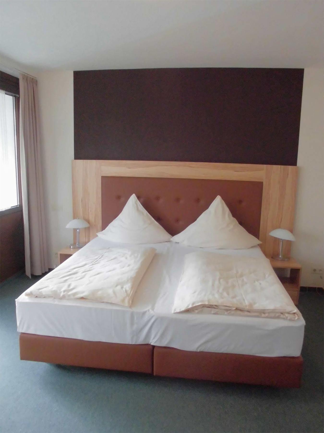 Hotel Roeb ニデッケン エクステリア 写真